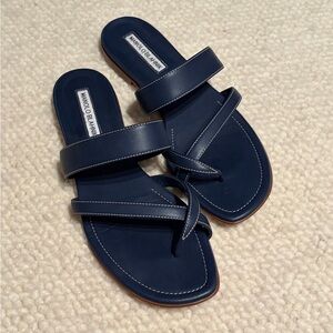 Manolo Blahnik Susacru Navy Leather Sandals